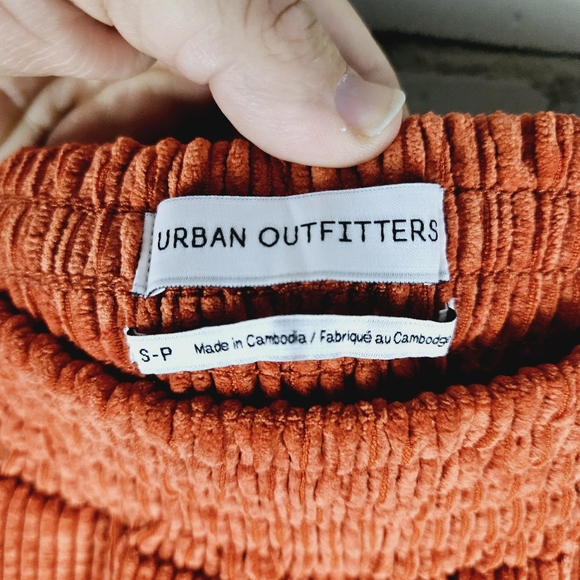 UO URBAN OUTFITTERS | drapey soft corduroy wide leg high waist pants - Picture 5 of 10